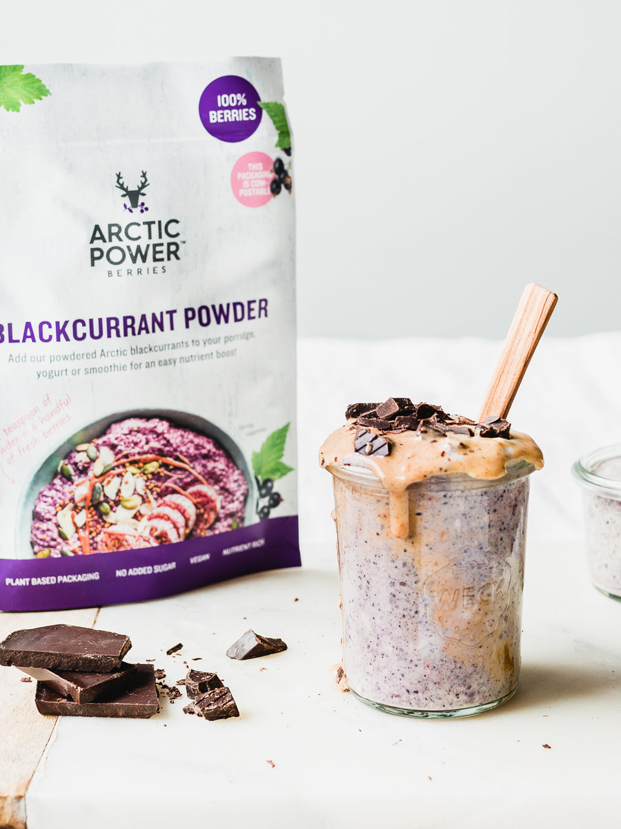 Blackcurrant and peanut butter overnight oats