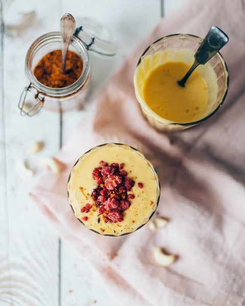 Mango, Sea buckthorn and cashew smoothie