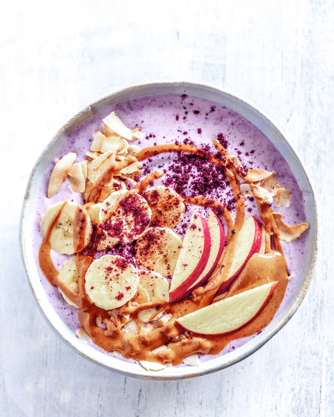 Natural yogurt with berry powder